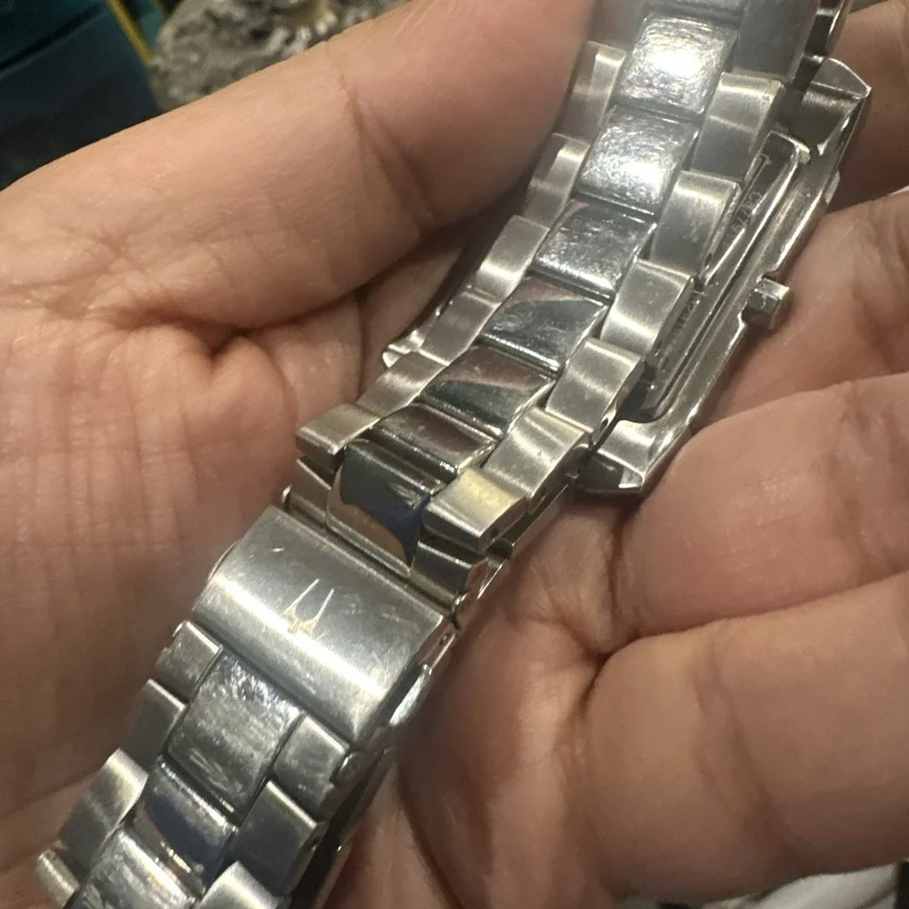 Working Bulova 96D125 Mens Watch Silver Rectangle Black Dial Quartz 31mm Fit 9in